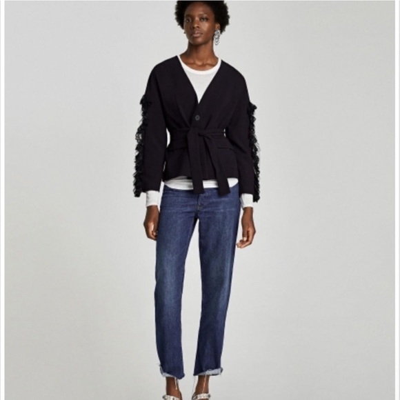 Defined-waist belted Zara Blazer with lace accents on sleeves - Picture 1 of 6